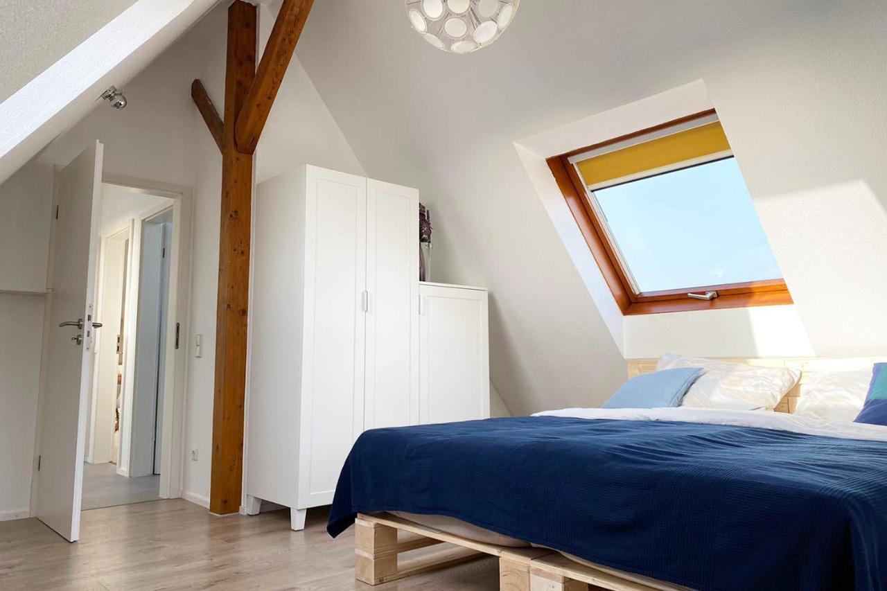 Gemuetliche 2 Zimmerwohnung Mit Tv Und Wlan Wendlingen Exterior foto